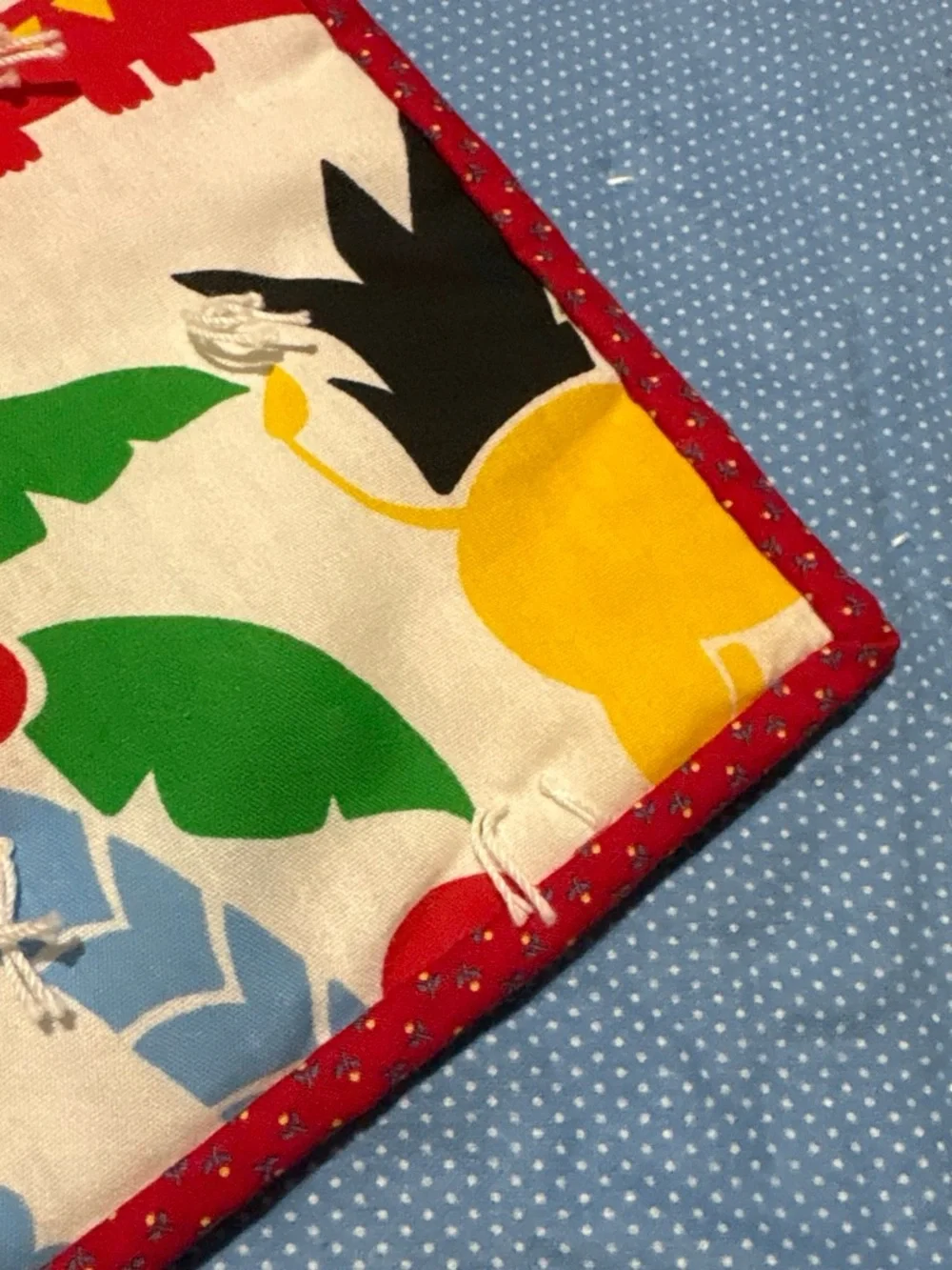 Handmade Kids Blanket jungle-themed quilt with cartoon animals and foliagel